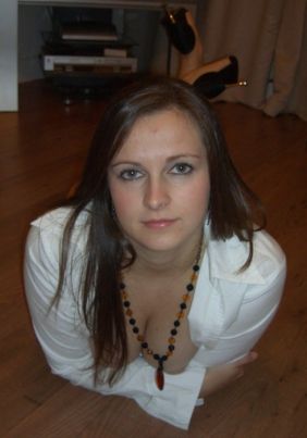 Алёна  - Шлюха СПб, размер груди 3, метро Озерки